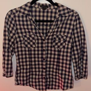 Size medium forever 21 button up quarter sleeve top
